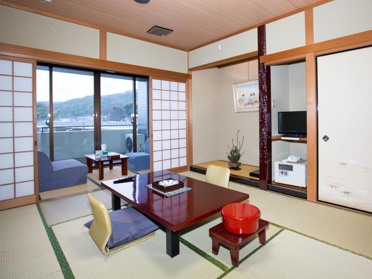 Daikanso Chikushino Exteriör bild