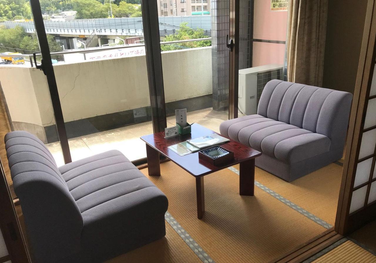 Daikanso Chikushino Exteriör bild